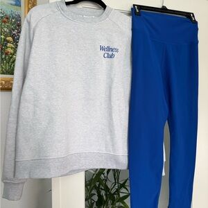 Wilo Sweatshirt and Blue Leggings Set